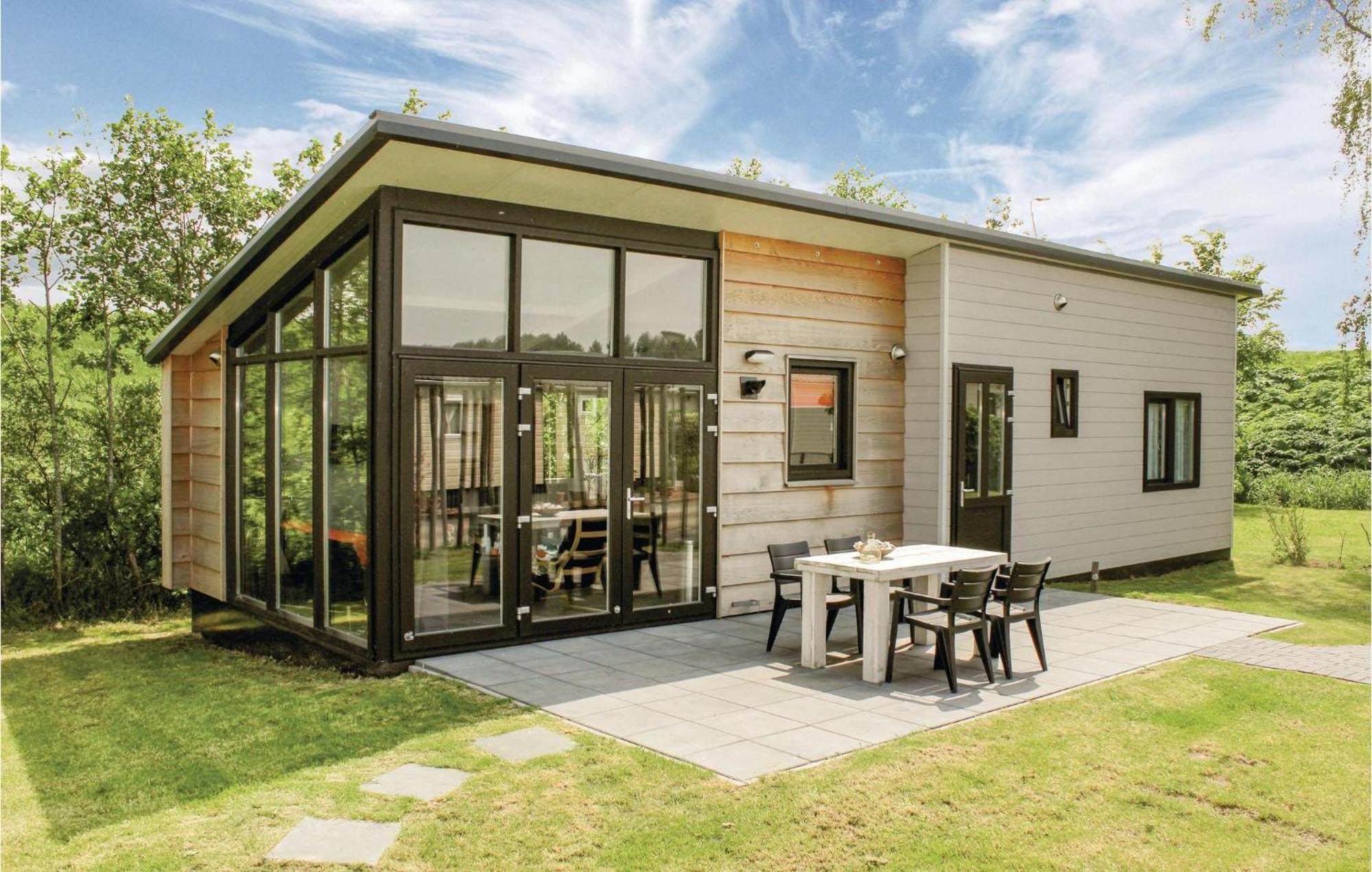 Beautiful Home In Sint-Annaland With Wifi Екстериор снимка
